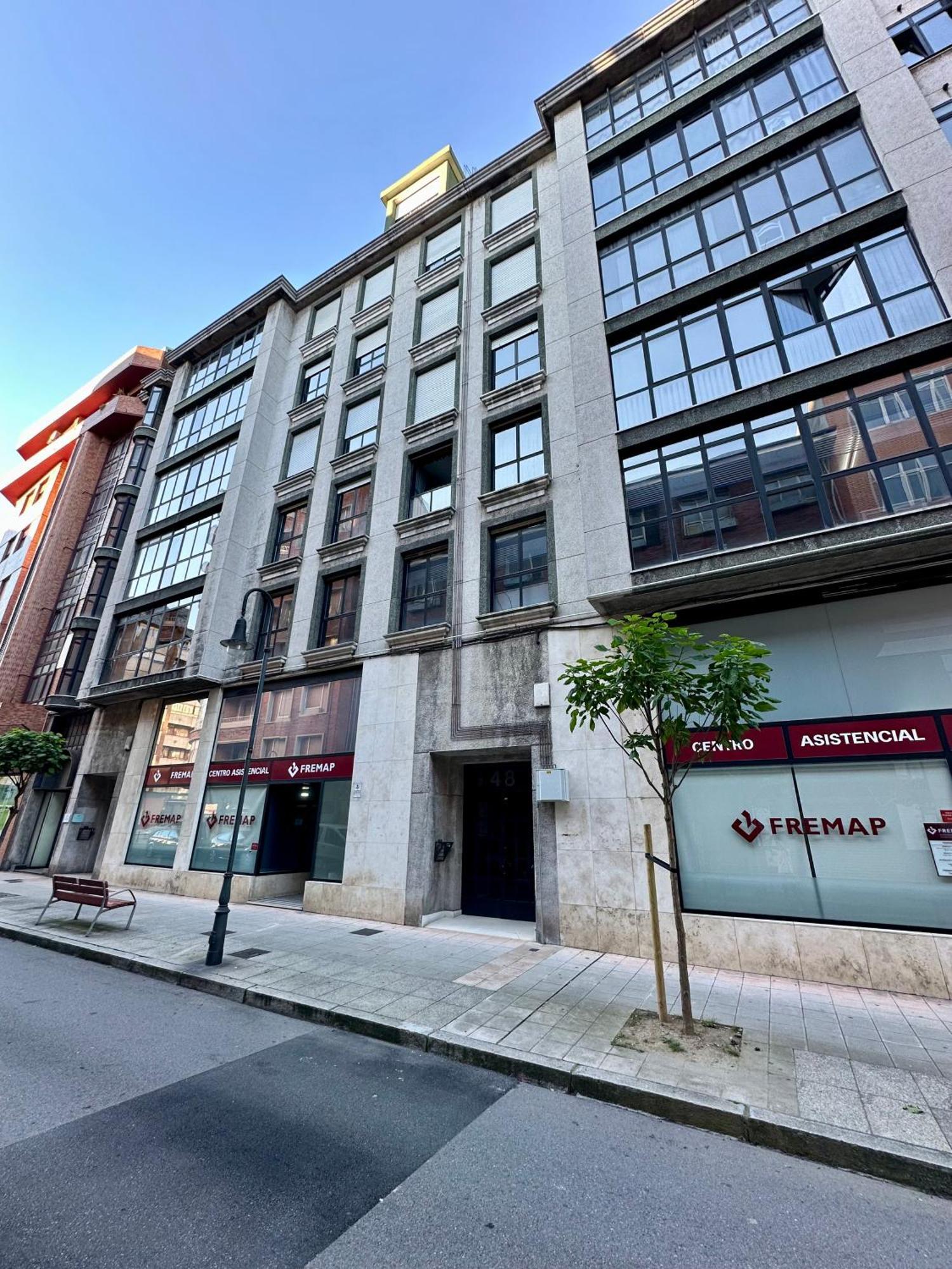 Villa Ana, Centrico Y Tranquilo, Parking Incluido 阿维莱斯 外观 照片